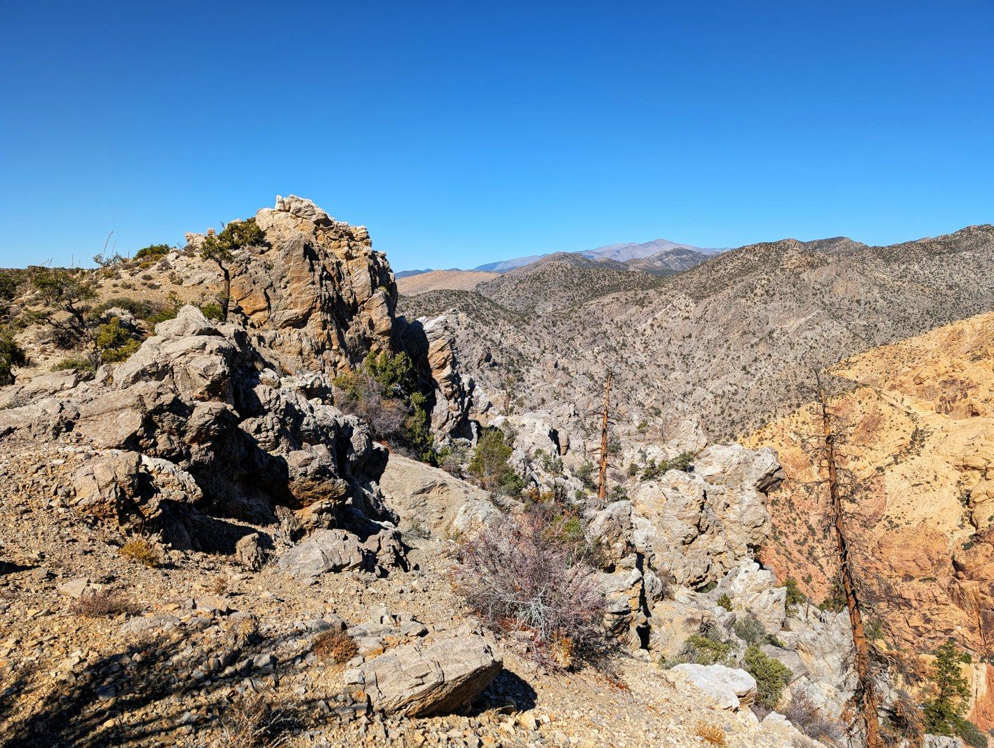 000_20251012_180221500